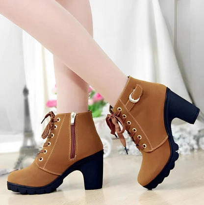 Bottines femme à talon haut et semelle épaisse