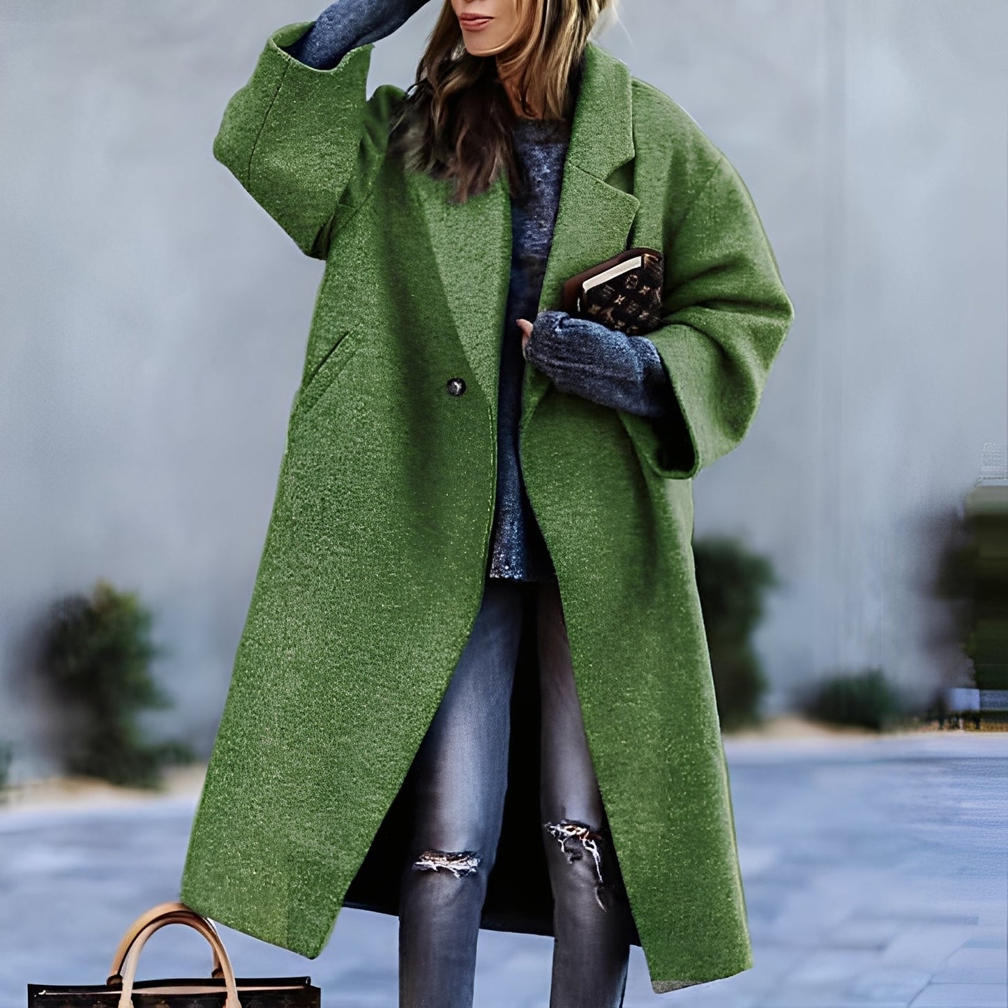 Manteau féminin élégant, classique et ample