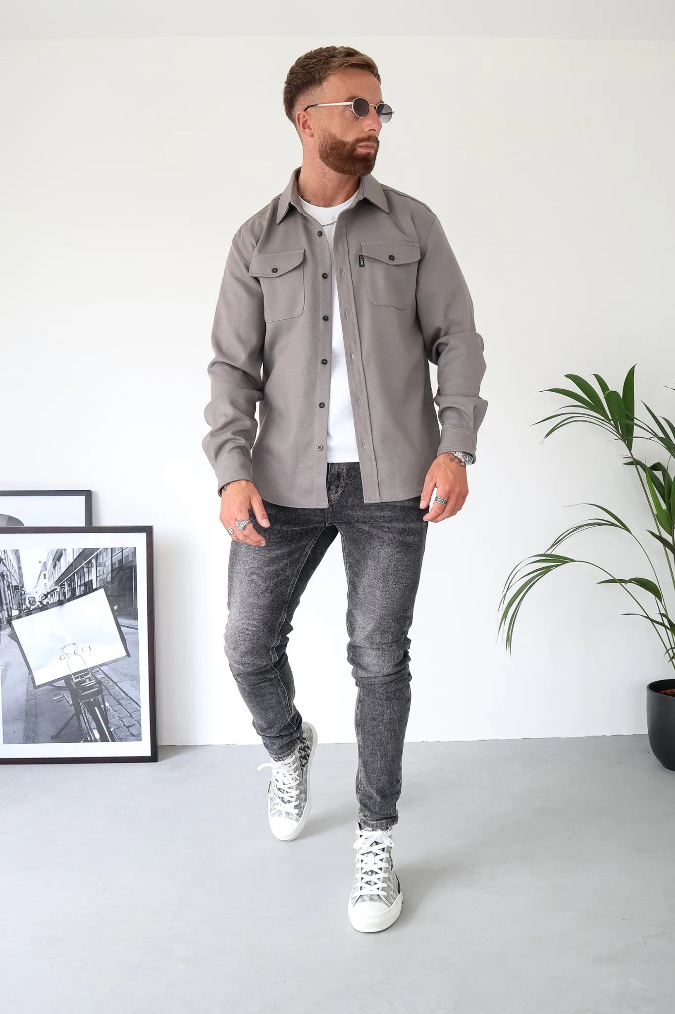 Veste élégante pour femme, style boutonné