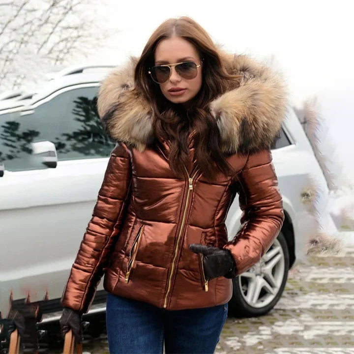 Manteau d'hiver tendance avec doublure en fausse fourrure et capuche