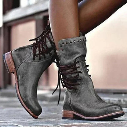 Bottes en cuir tendance, design à lacets