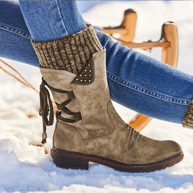 Bottes élégantes en daim pour femme