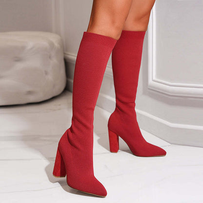 Chaussettes montantes confortables et chaudes