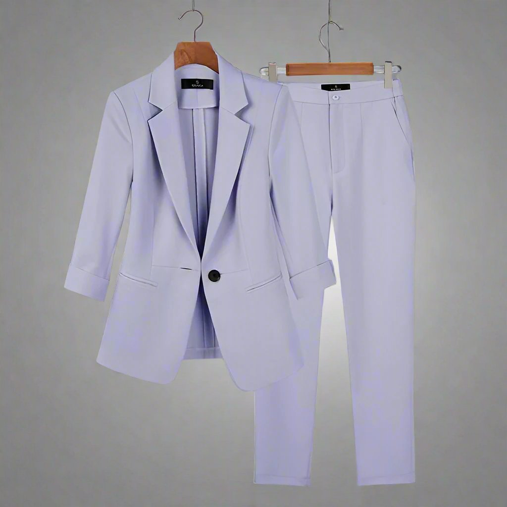 Costume d'affaires élégant pour hommes