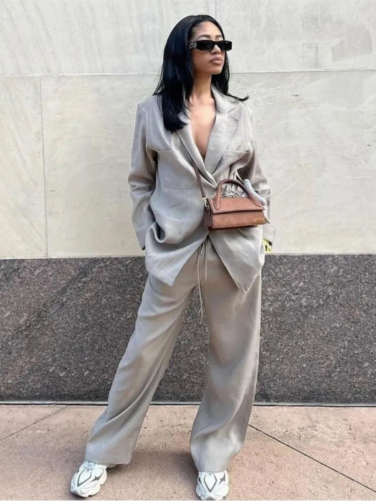 Tailleur pantalon femme grandes tailles avec ceinture