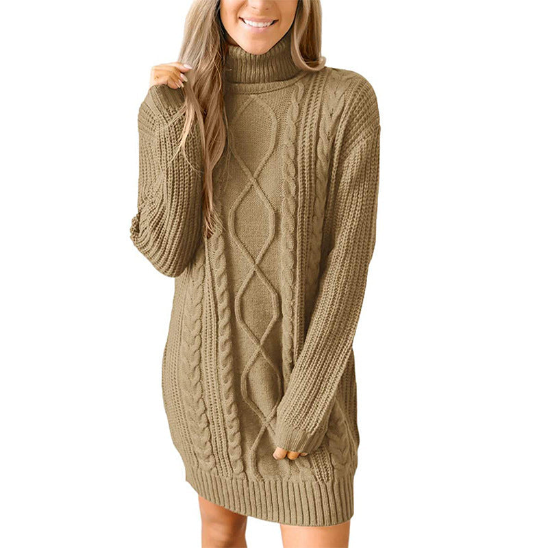 Robe pull en maille torsadée épaisse et col montant pour femme