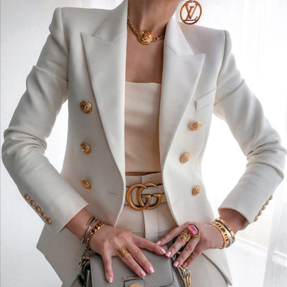 Blazer femme élégant boutons dorés look business