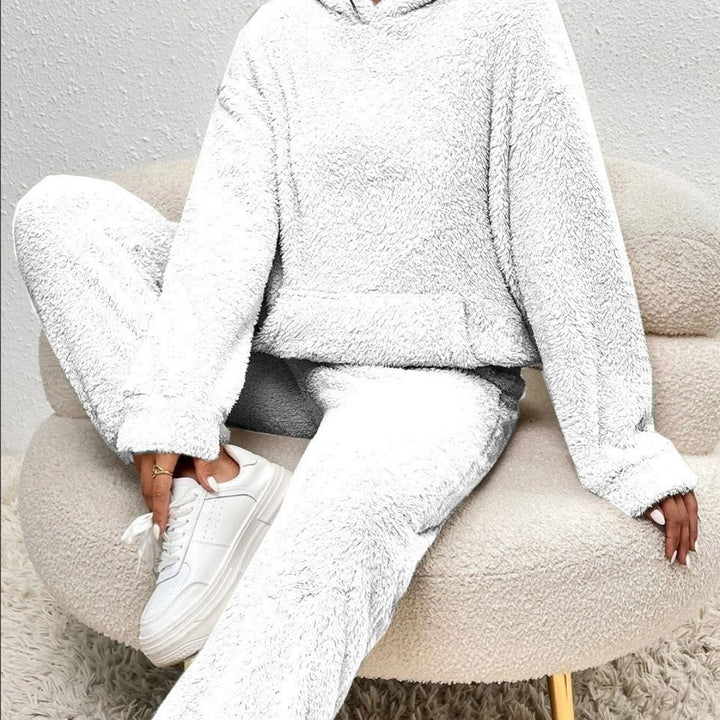 Ensemble de survêtement douillet à capuche pour femme (Collection Printemps)