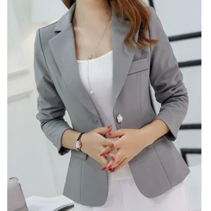 Blazer élégant pour femme modèle à un bouton