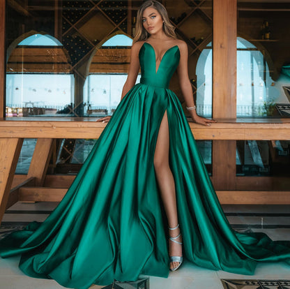 Robe de soirée élégante col en V traîne