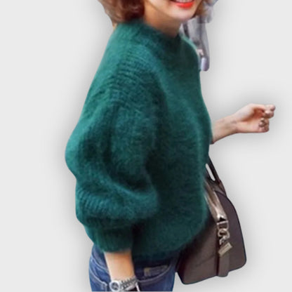 Pull élégant femme moderne