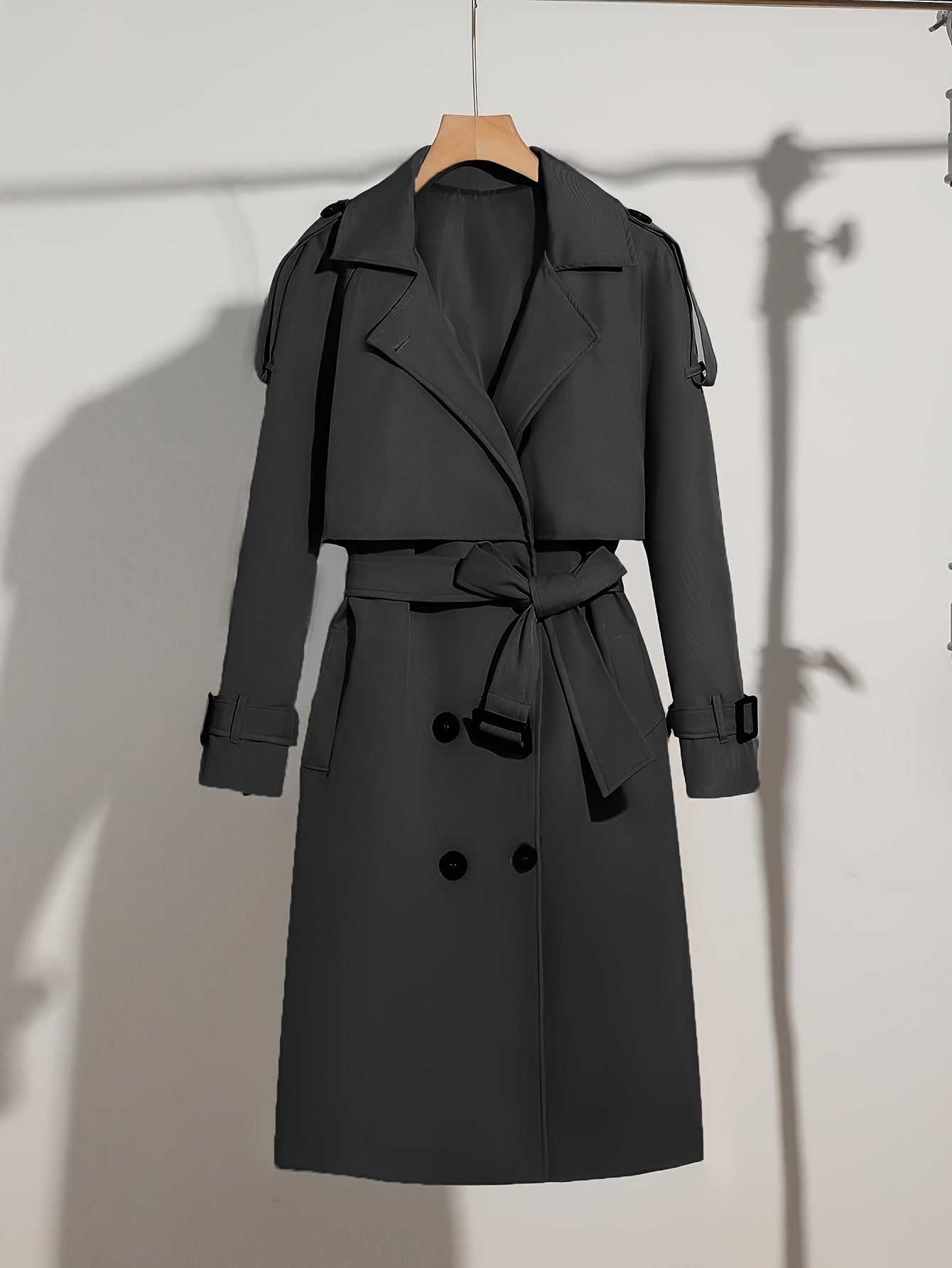 Manteau élégant pour femme, design avec ceinture, grande taille, décontracté