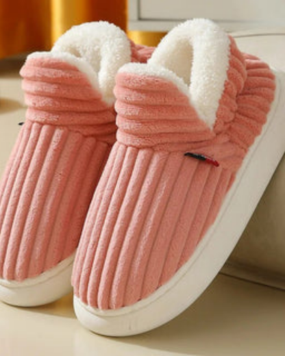 Pantoufles douillettes d'hiver pour femmes