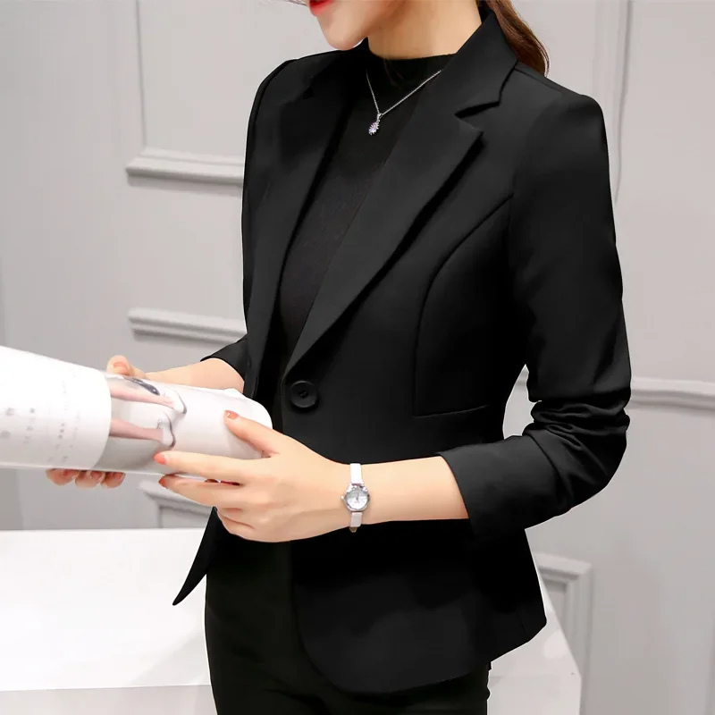 Blazer élégant pour femme modèle à un bouton