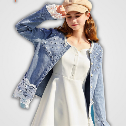 Veste en jean tendance avec détails sur les bords