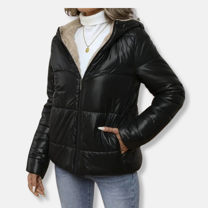 Veste de jogging courte et matelassée à capuche et fermeture éclair