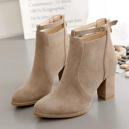 Chaussures femme bottines talons hauts