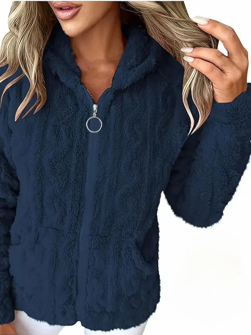 Pull classique à manches longues avec capuche et fermeture éclair