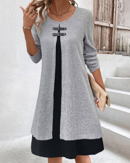 Elegantes Rippenkleid Mit Langen Ärmeln - IdealeKleiden