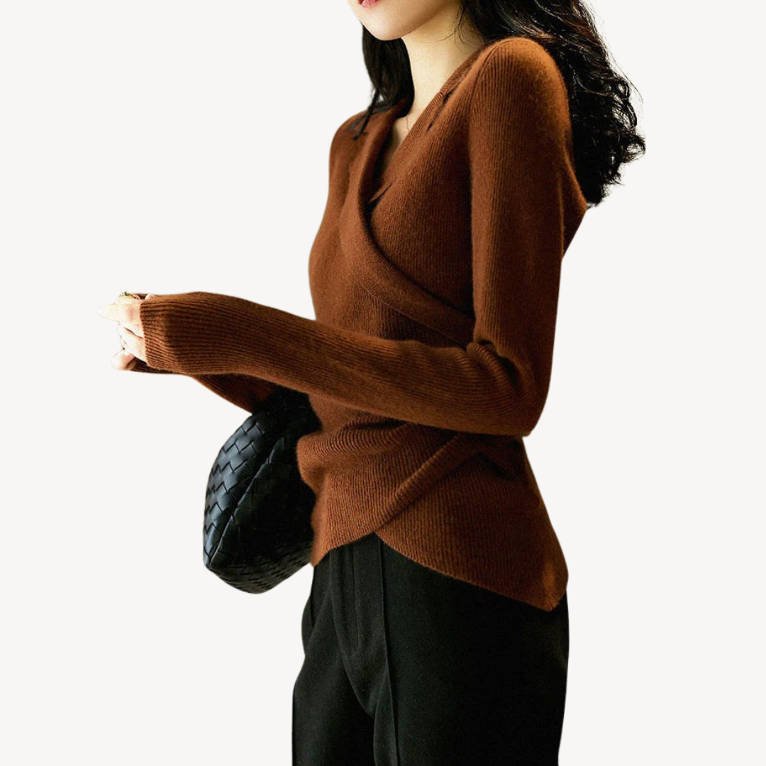 Pull femme maille cache-cœur col en V moderne