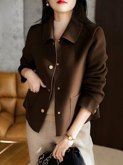 Élégante veste d'hiver pour femme avec boutons
