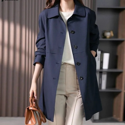 Trench-coat court femme classique élégant