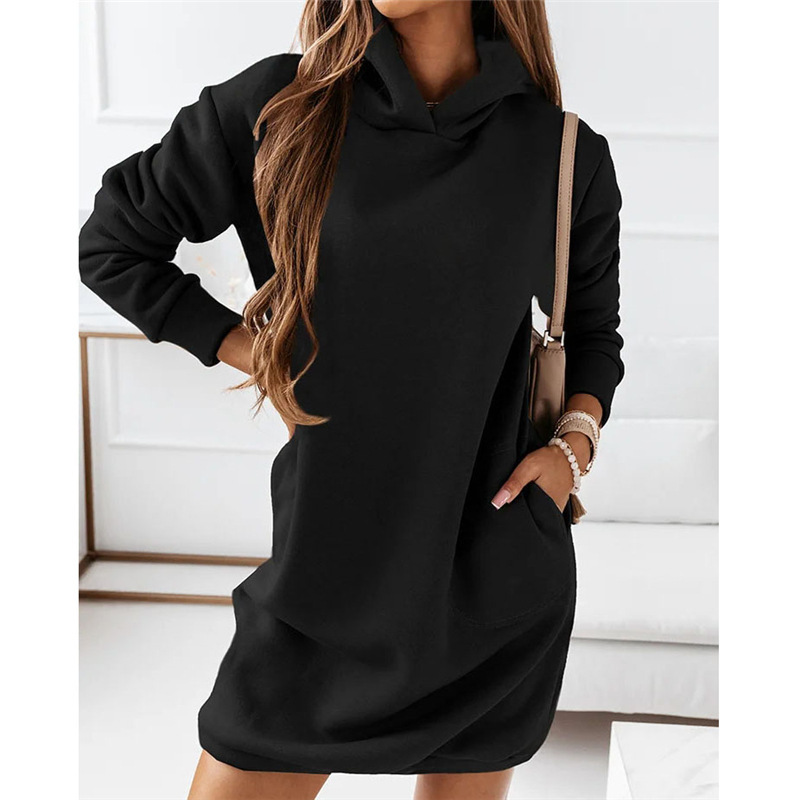 Robe pratique avec capuche et poches