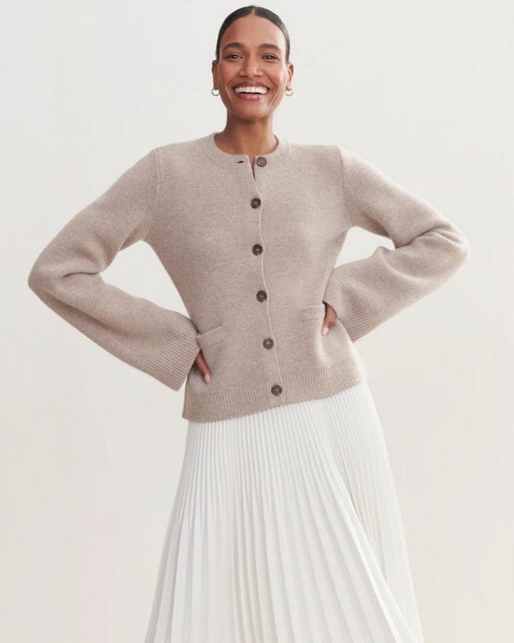 Cardigan femme moderne et élégant