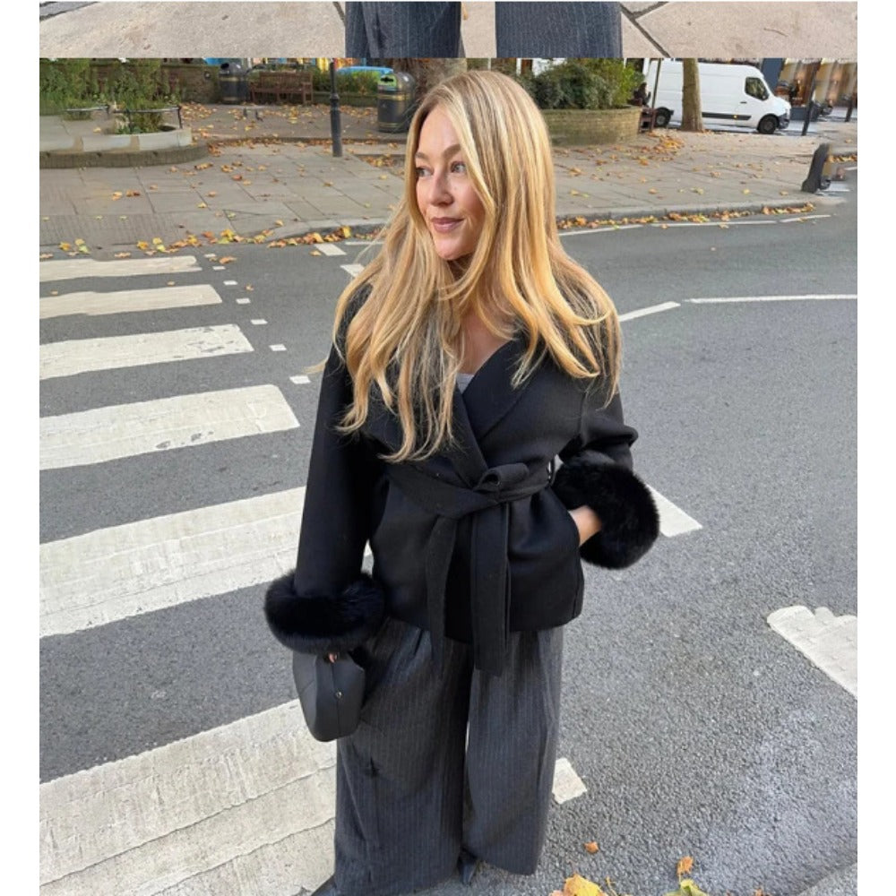 Manteau d'hiver long pour femme avec ceinture et fausse fourrure