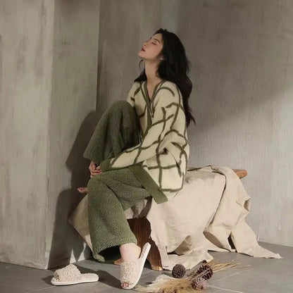 Pyjamas en polaire douce pour femmes avec haut à carreaux