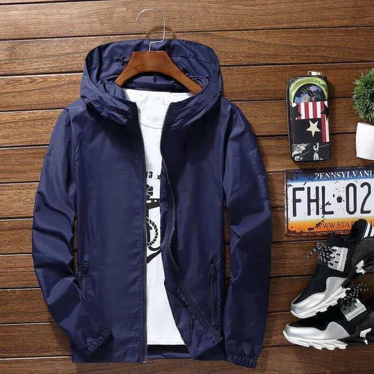 Veste élégante pour homme avec capuche