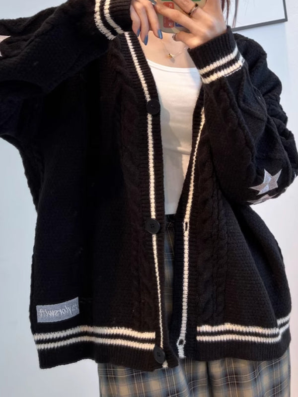 Große Gestrickte Jacke mit Sternen Muster - IdealeKleiden