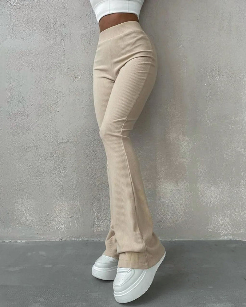 Pantalon slim femme avec micro-évasement