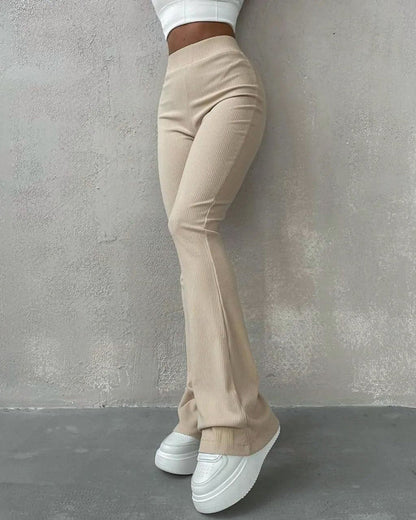 Pantalon slim femme avec micro-évasement