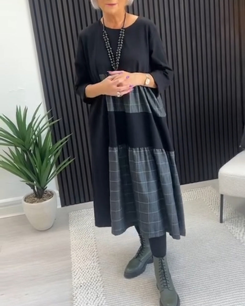 Kariertes Sommerkleid mit Patchwork-Design und Tasche - IdealeKleiden