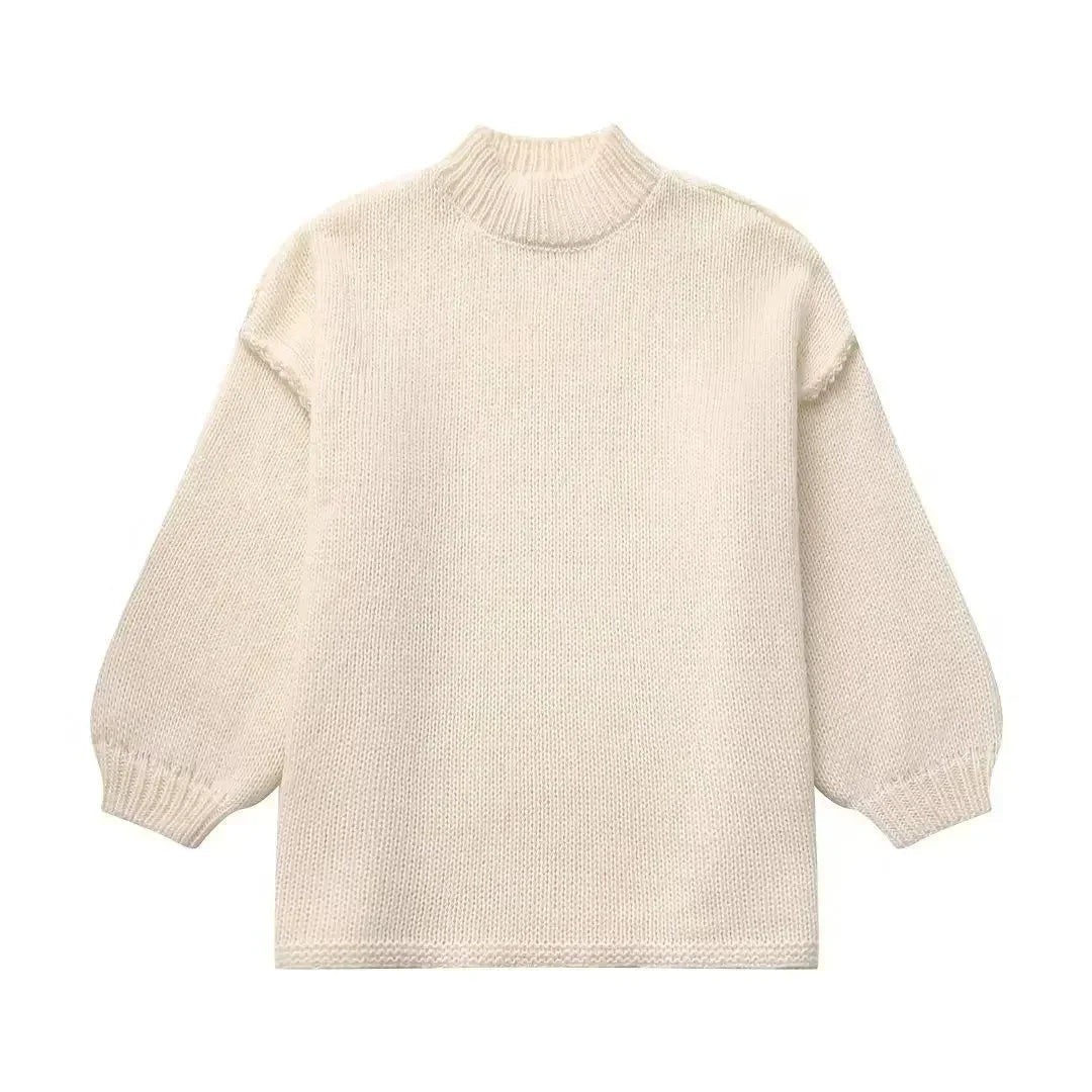 Weiches Strickkleid mit Rollkragen und Puffärmeln - IdealeKleiden
