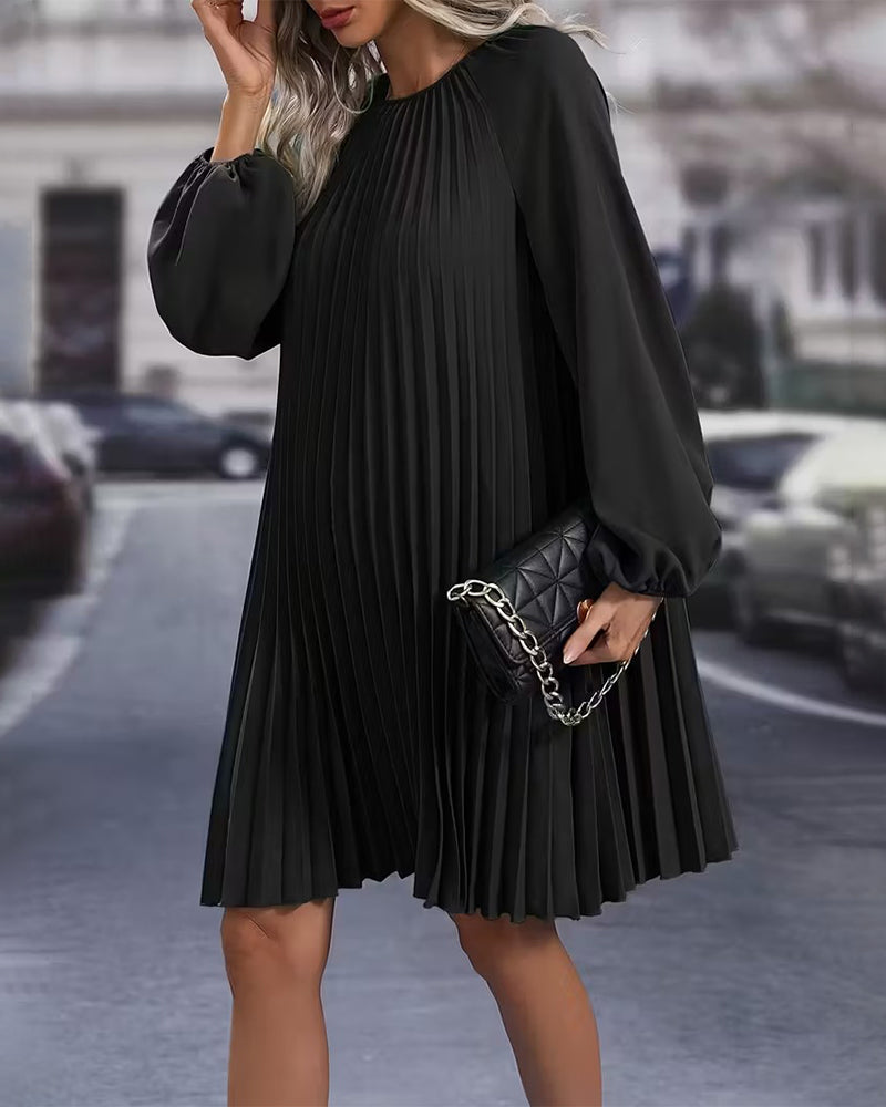 Robes plissées élégantes pour femmes