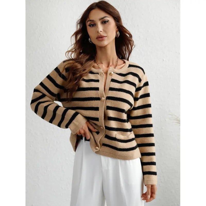 Gilet douillet avec boutons et poches latérales