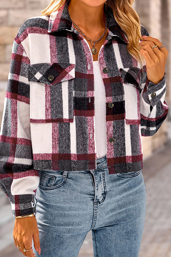 Veste courte femme à carreaux décontractée et tendance