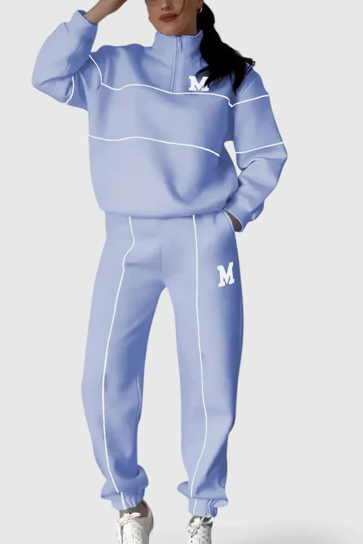 Survêtement de sport moderne pour femme avec bandes contrastantes