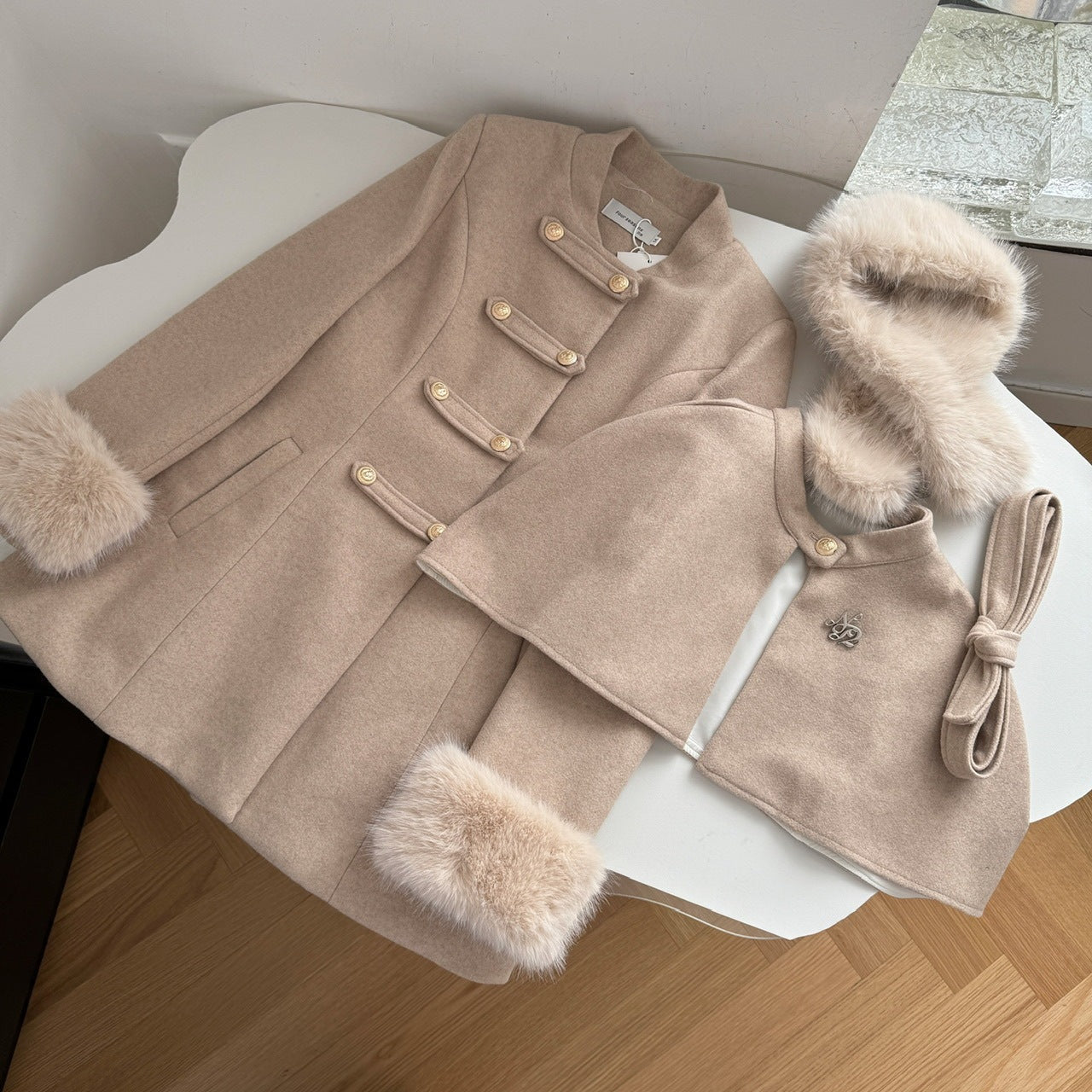 Winterkleid Lang Damen Mit Abnehmbarem Kragen - IdealeKleiden