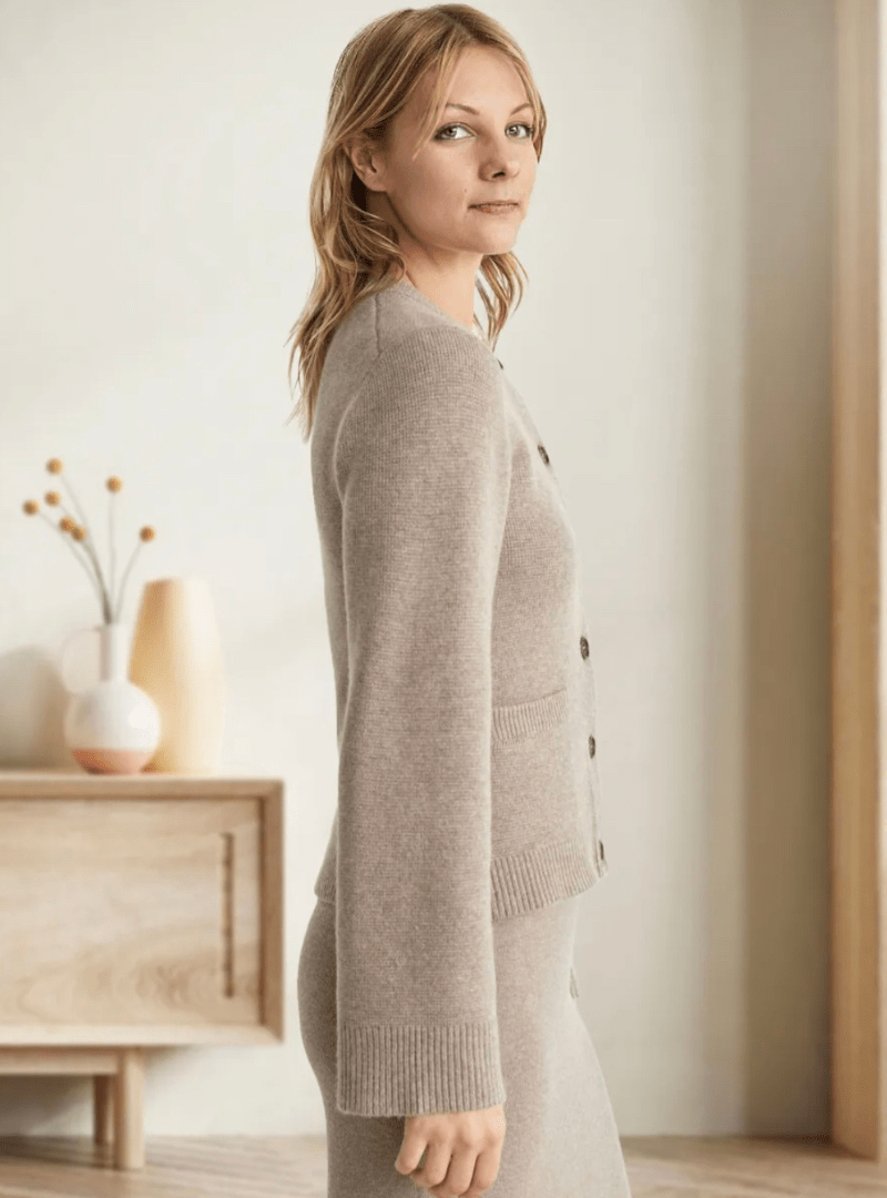 Cardigan classique modèle hiver chaud