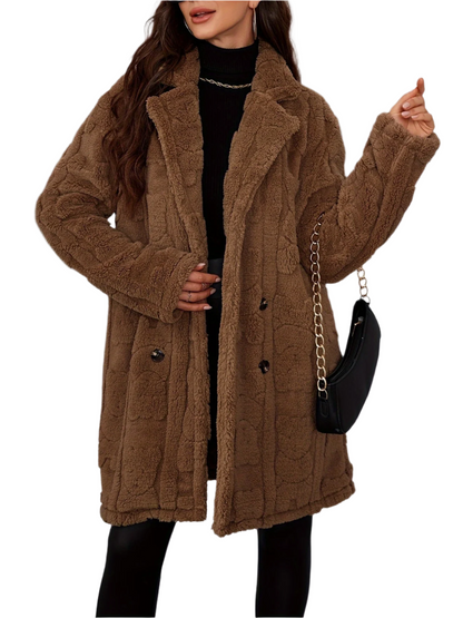 Manteau de fourrure de luxe marron pour femme élégante