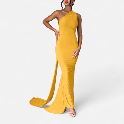 Robe longue femme, design élégant épaules dénudées