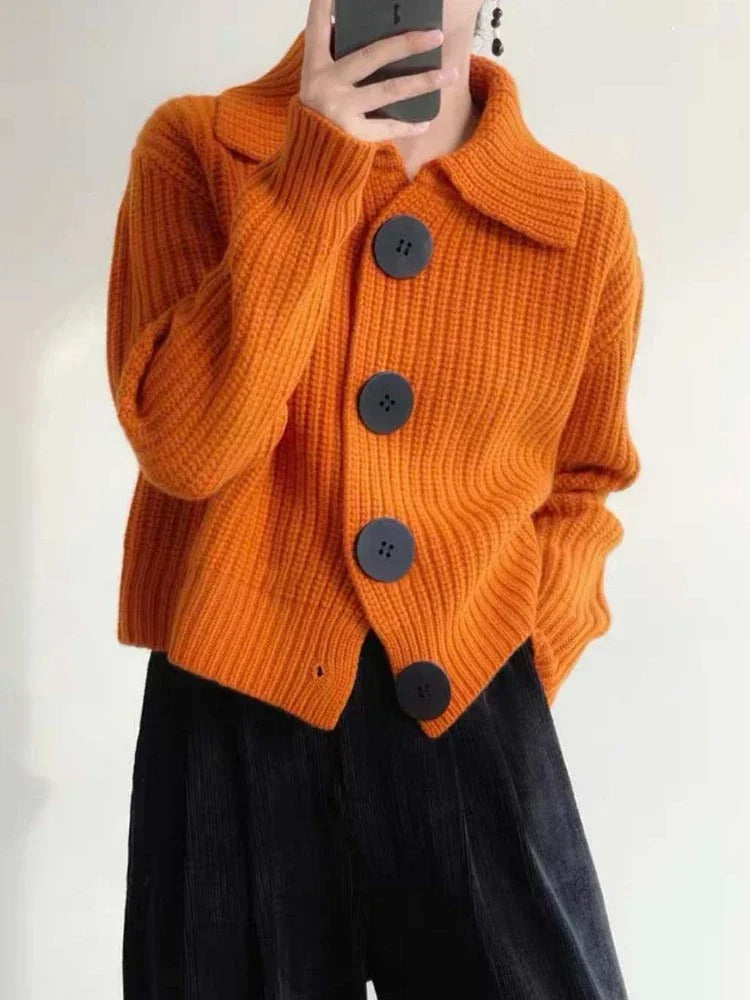 Gilet élégant pour femme avec boutons