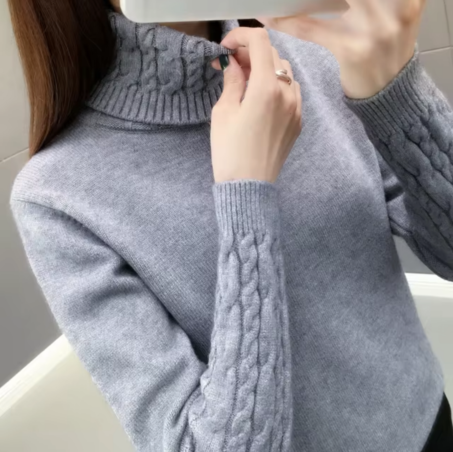 Pull en laine à col roulé doux