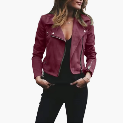 Blouson en cuir tendance coupe motard
