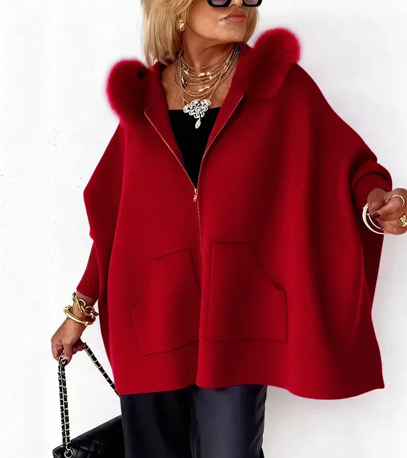 Veste à capuche élégante avec bordure en fourrure