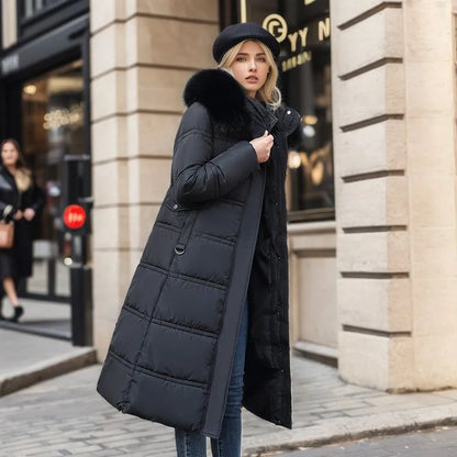 Manteau long d'hiver élégant pour femme avec garniture en fourrure
