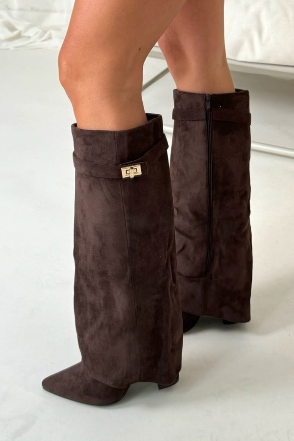 Bottes hauteur genou pliables daim boucle talon bloc